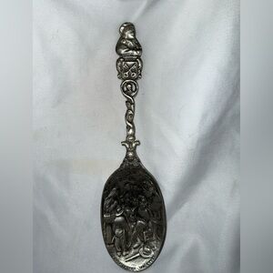Vintage Dutch Decorative Pewter Collectible Spoon Depicting a famous painting